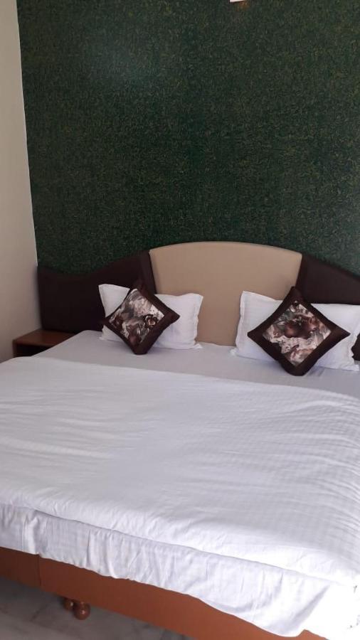 Paradise Hotel For Couples Mount Abu Εξωτερικό φωτογραφία