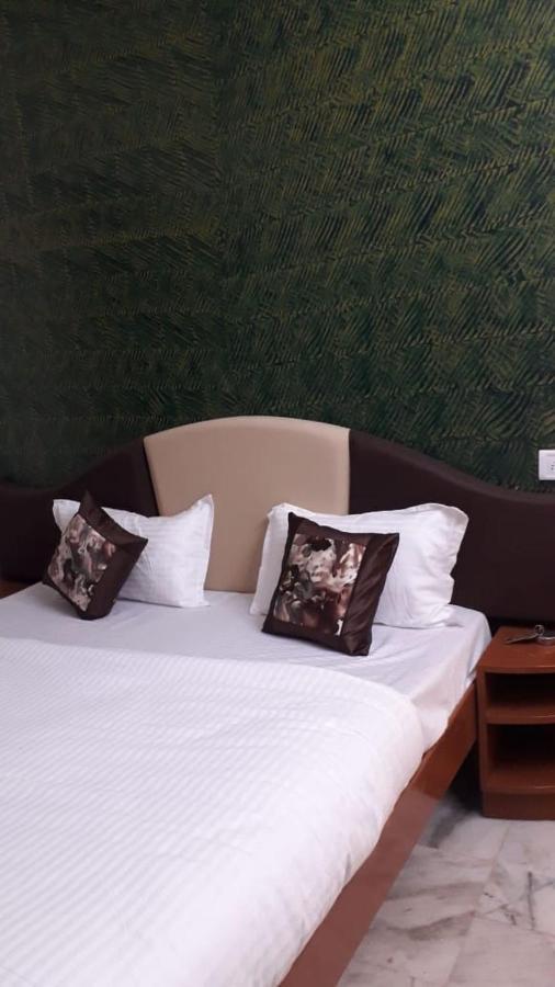 Paradise Hotel For Couples Mount Abu Εξωτερικό φωτογραφία